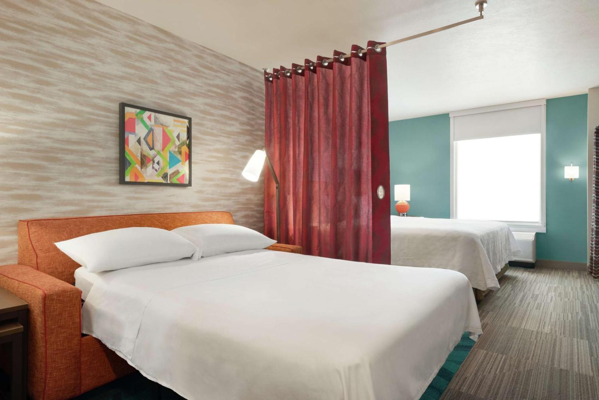 Home2 Suites By Hilton Bismarck Exterior photo